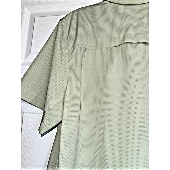 Avid Men's Fishing Shirt Short Sleeve Vented Button Up Sage‎ Green Size Large L - Picture 12 of 13